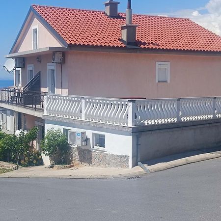 Guesthouse Martina Senj  Bagian luar foto