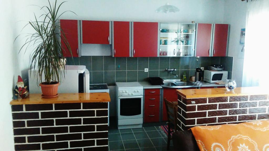 Guesthouse Martina Senj  Bagian luar foto